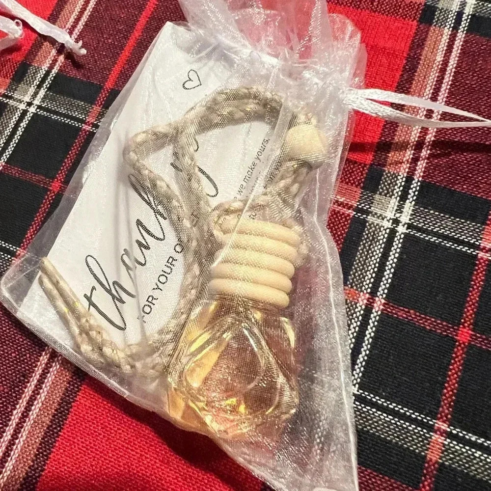 Handmade Hanging Diffusers - Picture 9 of 14
